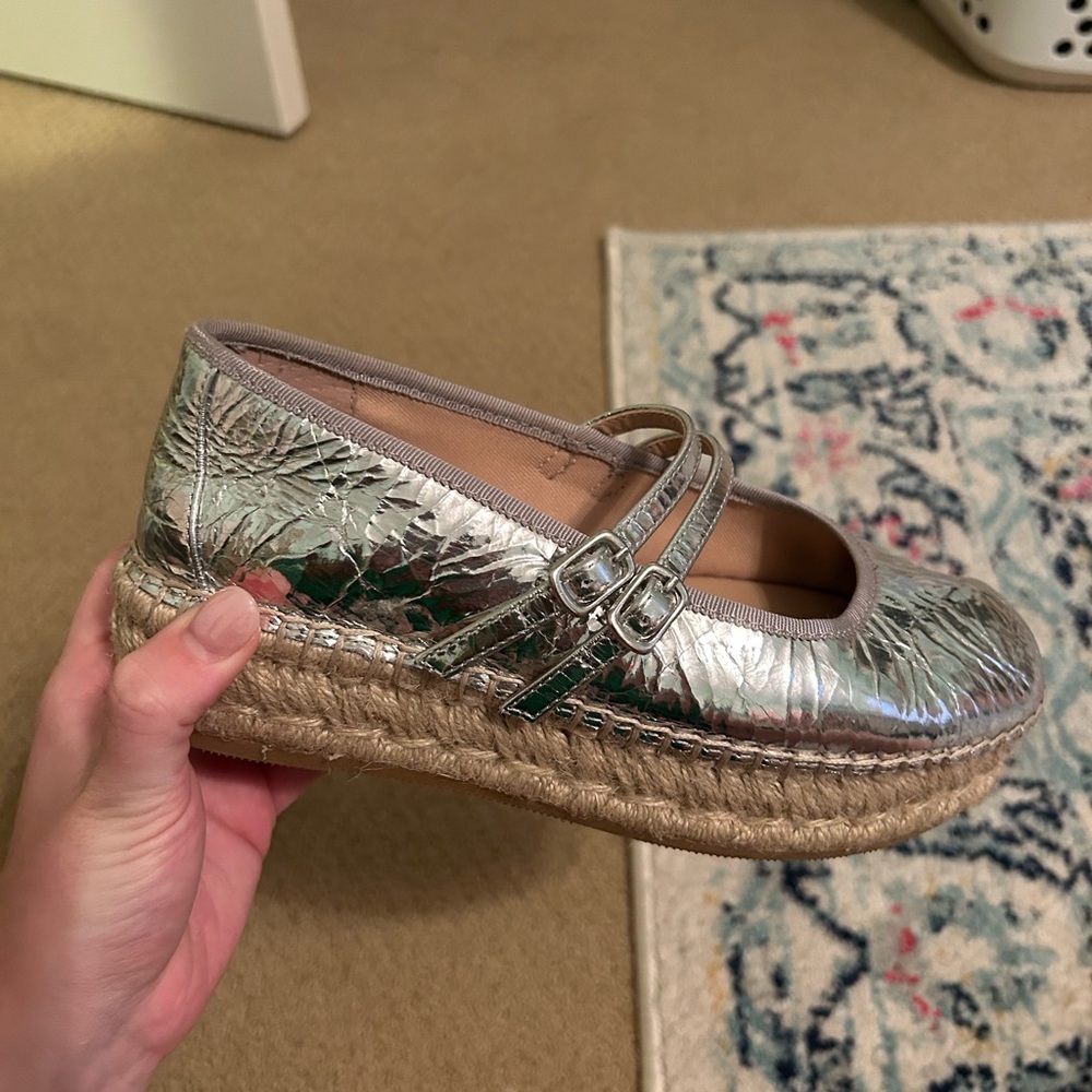 Steve Madden silver sandals